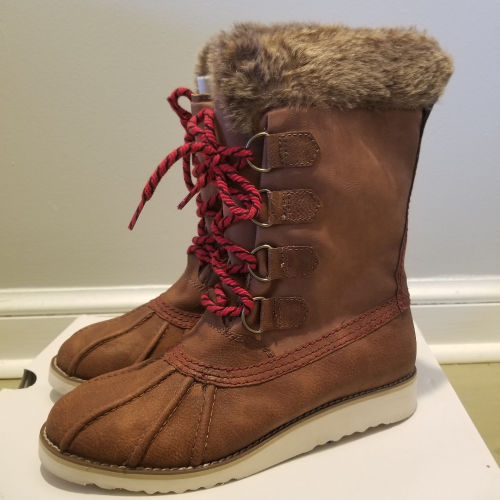 CALL IT SPRING Woman's Raponi Faux Fur Lined Brown Cognac Winter Duck Boots